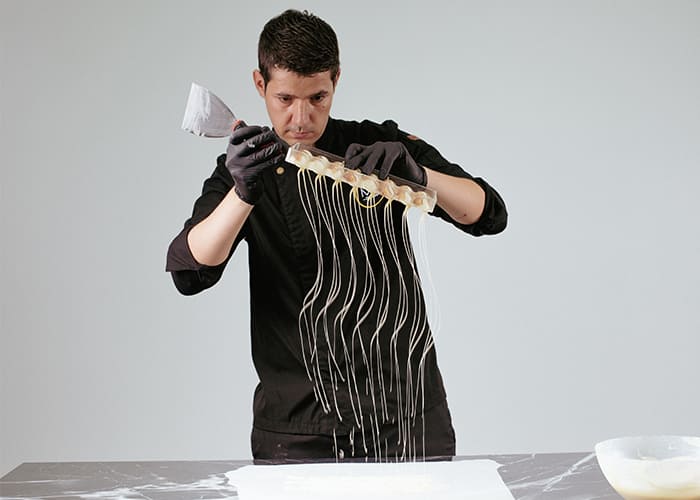 MH Chocolate - Elaboración bombones